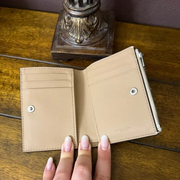 Coach Pebbled Leather Bifold Wallet - Picture 9 of 10